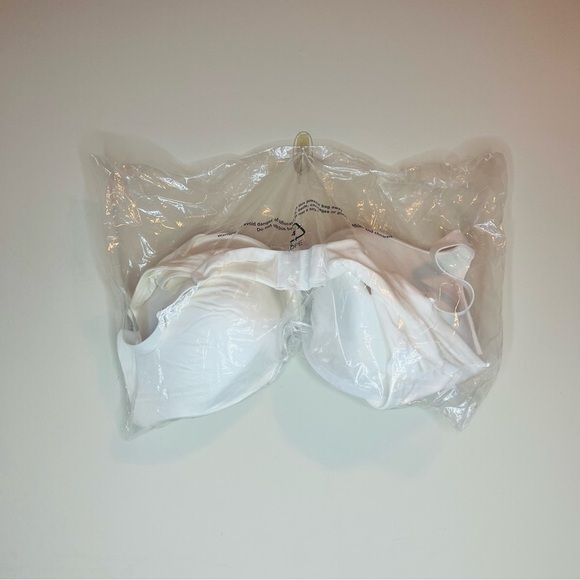 DREAMFIT White Micro Plunge Bra - Picture 1 of 2